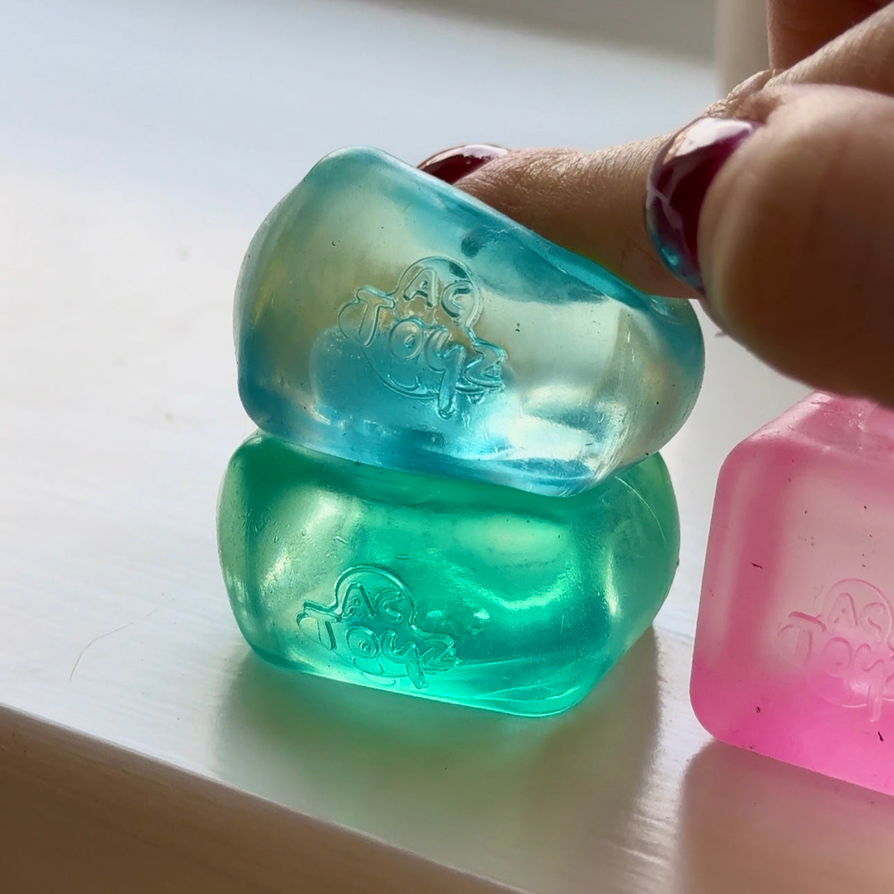 AC TOYZ Comfort Cube