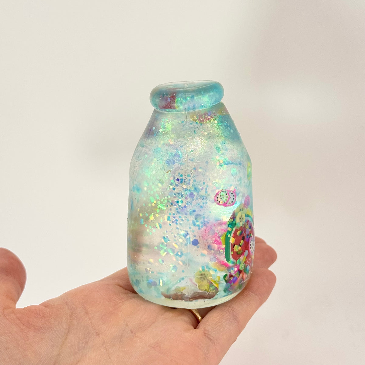AC SQUISHABLE Glitter Sugar Bottle